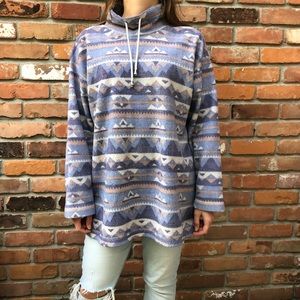 Vintage fleece pullover